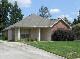 396 Ridgeview Dr, Millbrook, AL 36054