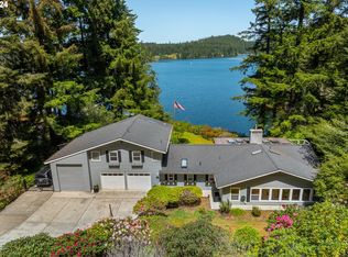 5333 Leavitt Loop, Florence, OR 97439