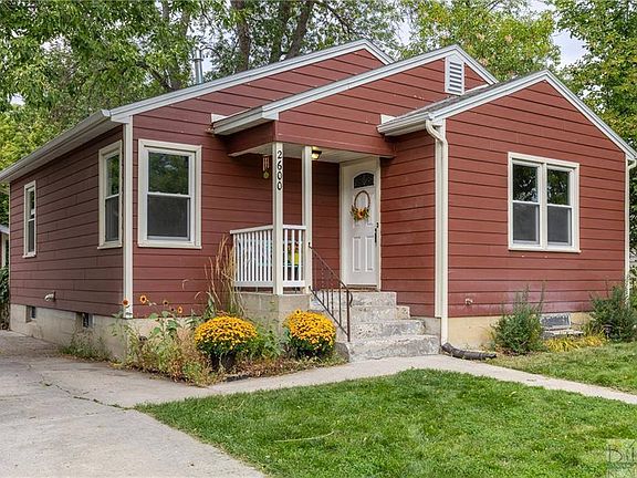 2nd image of 2600 Rehberg Ln