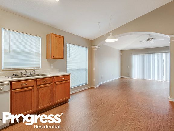 5th image of 10438 Hunters Haven Blvd