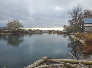 40 Fishermans Cove Ln, Frontenac Islands, ON K0H2Y0