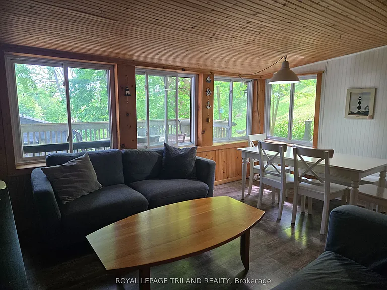 477 Dover Pl — Photo 5