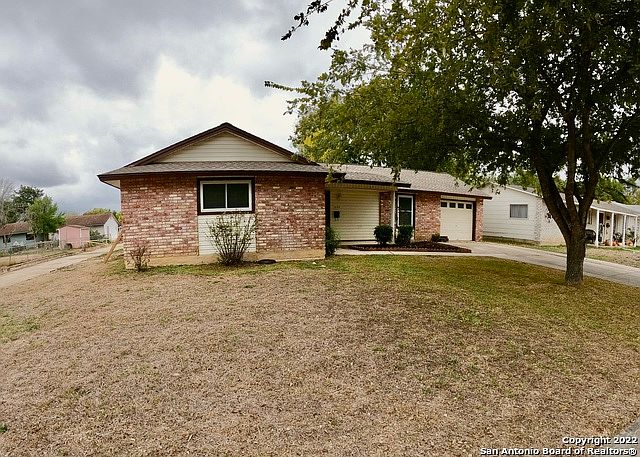 1st image of 1044 Richmond Dr