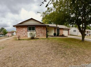 1044 Richmond Dr, Schertz, TX 78154