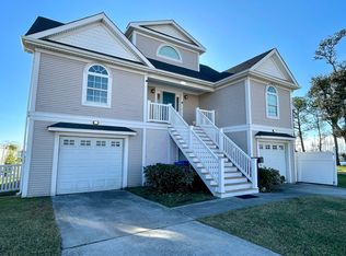 1449 Bayville St, Norfolk, VA 23503