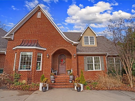 3rd image of 1521 Skyline Vista Ct