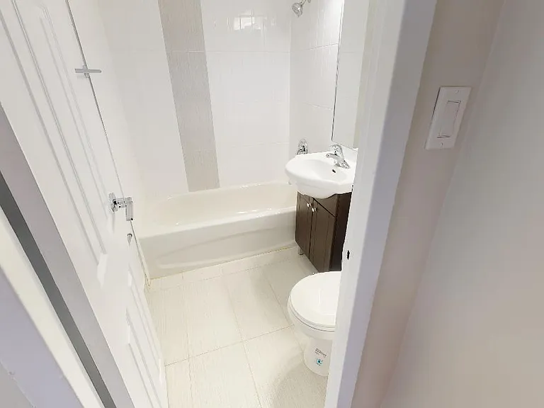 155 Lake Shore Dr #307 — Photo 4