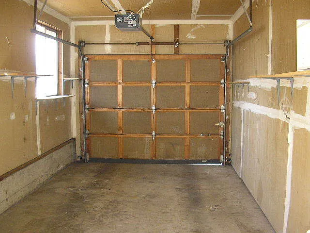 2759 W Lorraine Ave — Photo 10