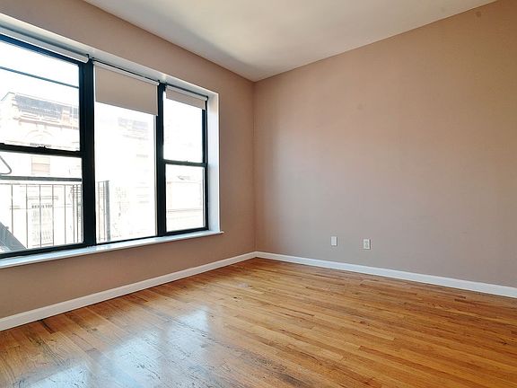 4th image of 162 Orchard St APT 5A