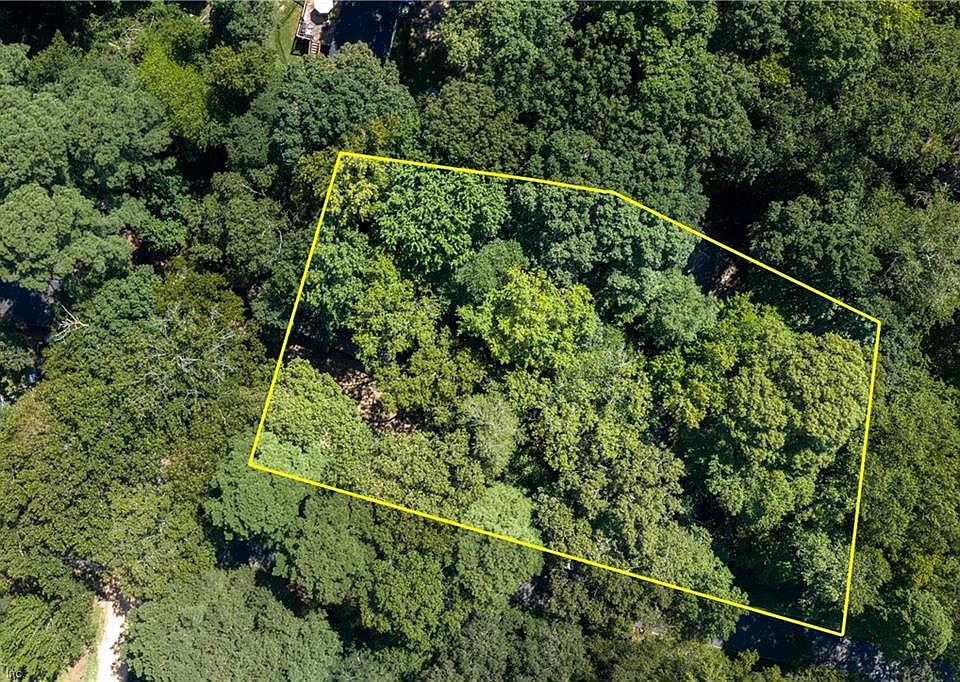 1st image of 166 Barricks Mill Rd
