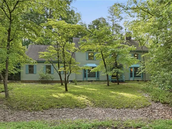 33 Whittakers Mill Rd, Williamsburg, VA 23185