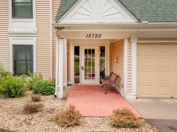 15720 26th Ave N APT B, Plymouth, MN 55447