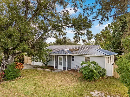 2214 51st Avenue Dr E Photo 1