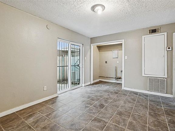 4th image of 10921 Roger Dr