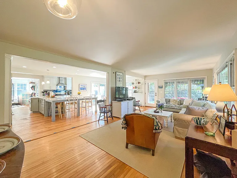 13 Ferry Rd — Photo 16
