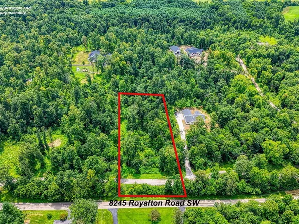 8245 Royalton Rd SW, Lancaster, OH 43130