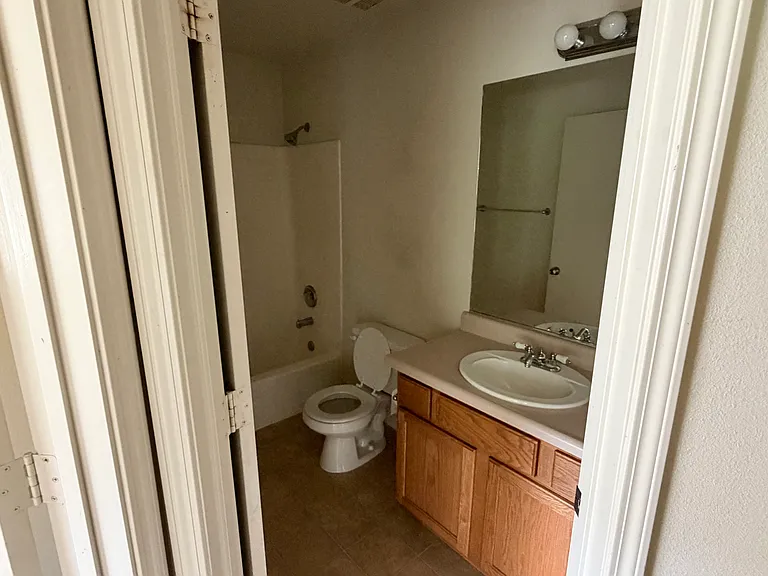 140 Palmer Ct — Photo 8