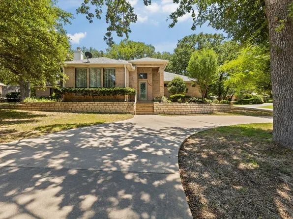 3804 Nocona Dr, Granbury, TX 76049