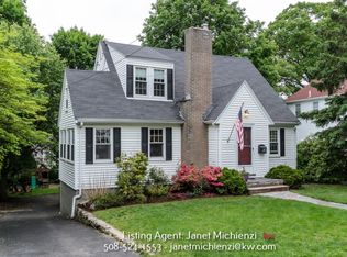 40 Laurel Dr, Needham, MA 02492