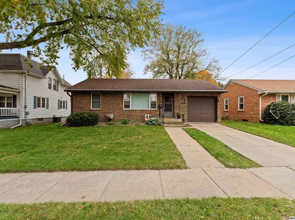 907 7th St SE, Mason City, IA 50401