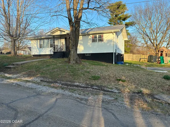 402 S 9th St, Sarcoxie, MO 64862