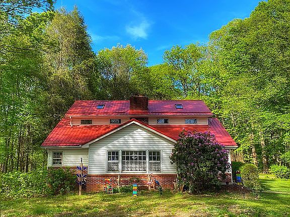 2nd image of 384 Old Embreeville Rd
