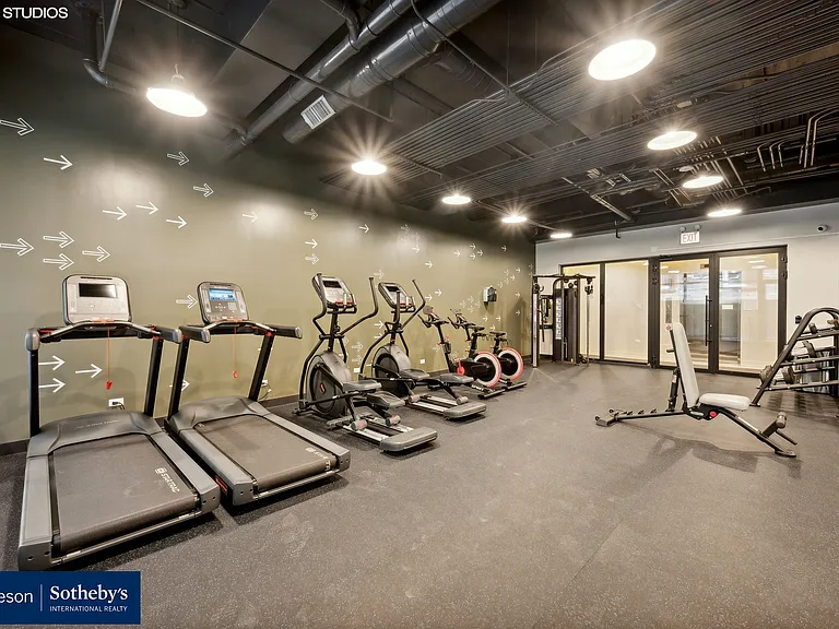 7010 N Glenwood Ave #Penthouse 1 — Photo 14