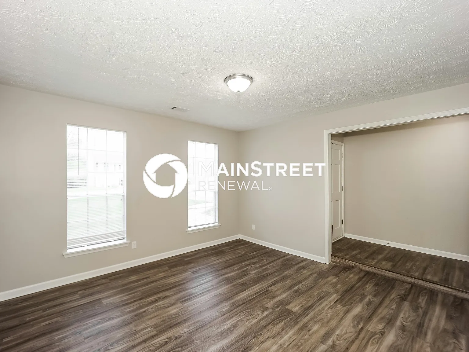 6585 Smoke Ridge Dr — Photo 4