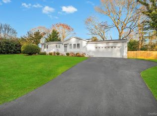 12 George Street, Hampton Bays, NY 11946