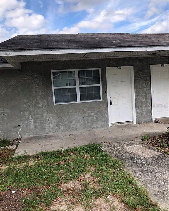 1st image of 612 Huey St