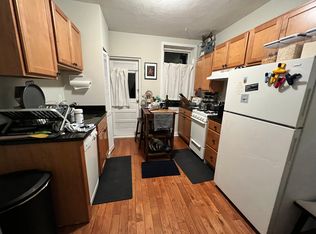 212 Hanover St #15, Boston, MA 02113