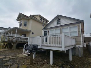 330 W Tacony Rd, Wildwood, NJ 08260