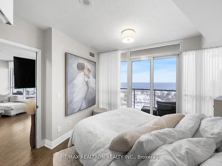 2230 Lake Shore Blvd S #2008 — Photo 24