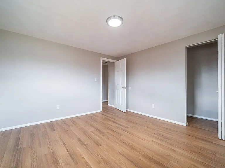 1401 Lockbourne Rd — Photo 10