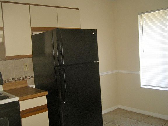 Kitchen & Breakfast Nook
