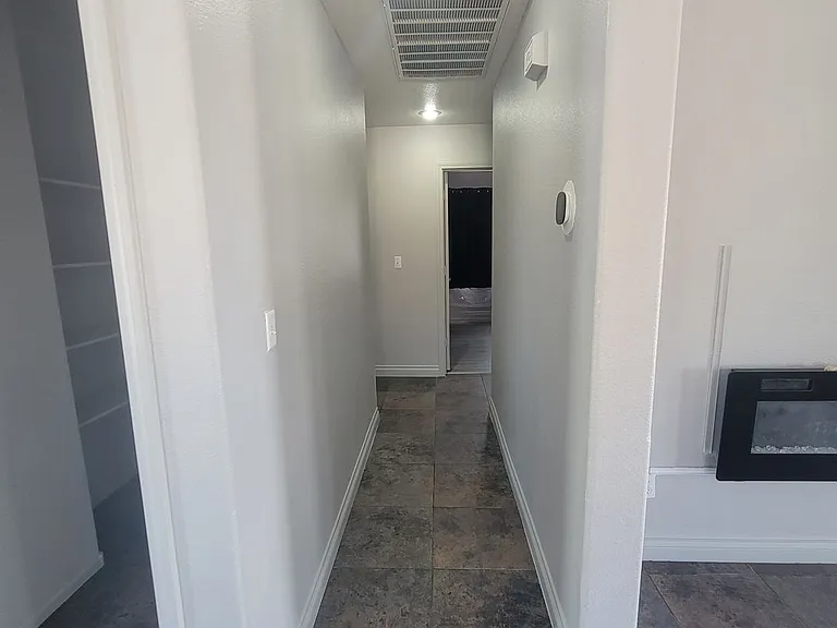 5916 Kenmore St — Photo 18