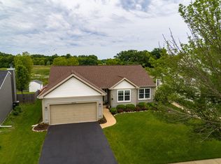 28604 Wagon Trail Rd, Lakemoor, IL 60051