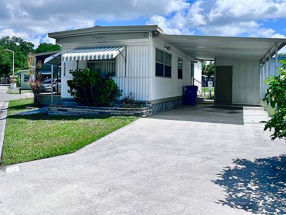 2nd image of 3223 North Lockwood Ridge Road #126