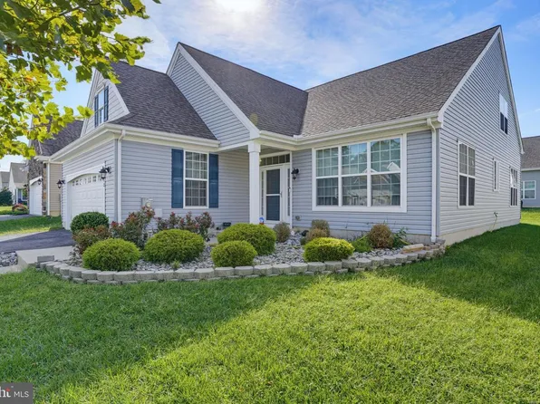 113 E Clarendon Dr, Smyrna, DE 19977
