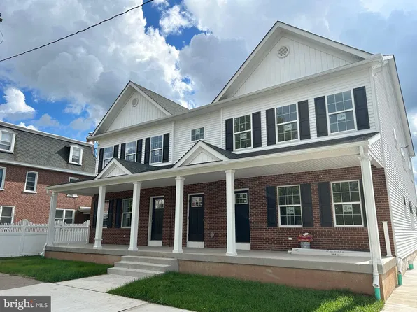 138 W 5th St #4, Lansdale, PA 19446