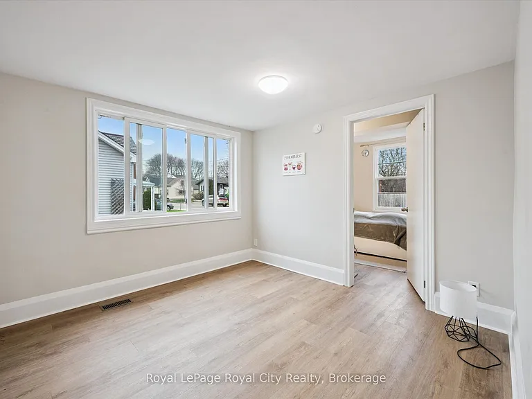 29 Hooper St W #2 — Photo 12