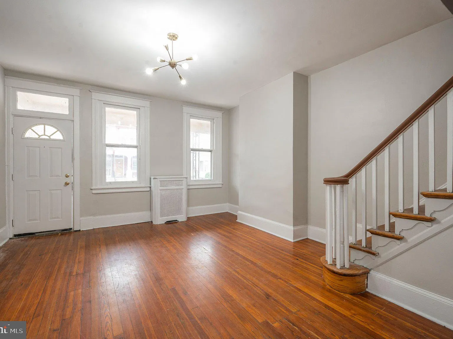 3 bed, 1.5 bath, 1278 sqft, $1,800 — Photo 4