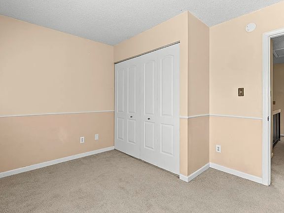 5th image of 717 Garfield Ave