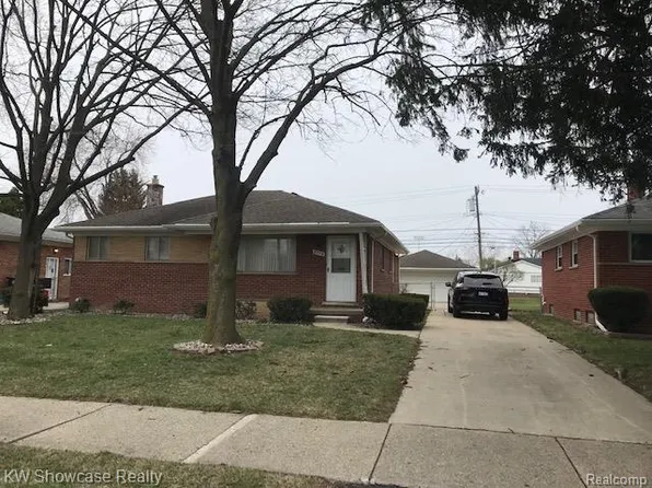 8936 Merriman Rd, Livonia, MI 48150