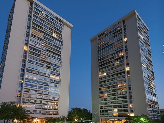 2nd image of 2222 Avenue Of The Stars Unit 203