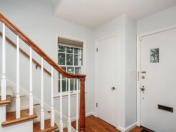 4th image of 1206 Linwood Ave
