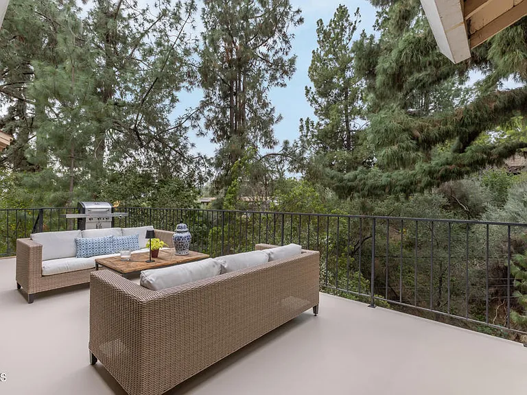 5209 Alta Canyada Rd — Photo 48