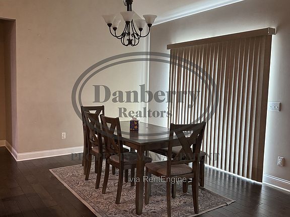 4th image of 26741 Woodmont Dr