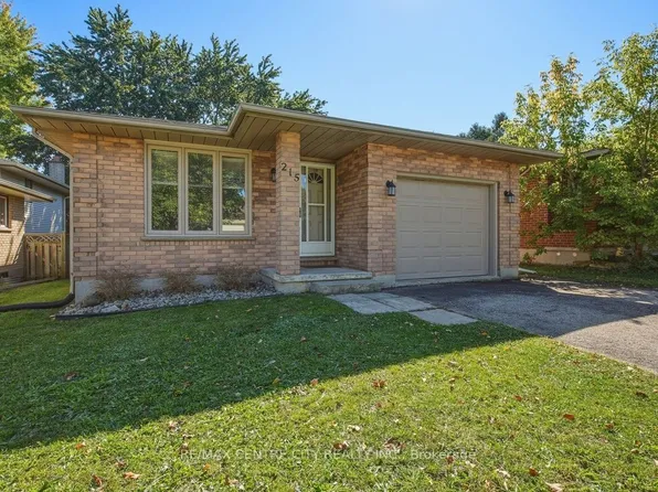 215 Walmer Grv, London, ON N6G 4G8