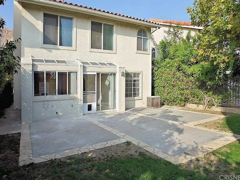 19538 Kilfinan St — Photo 20